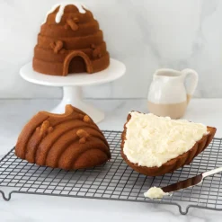 Beehive Cake Pan